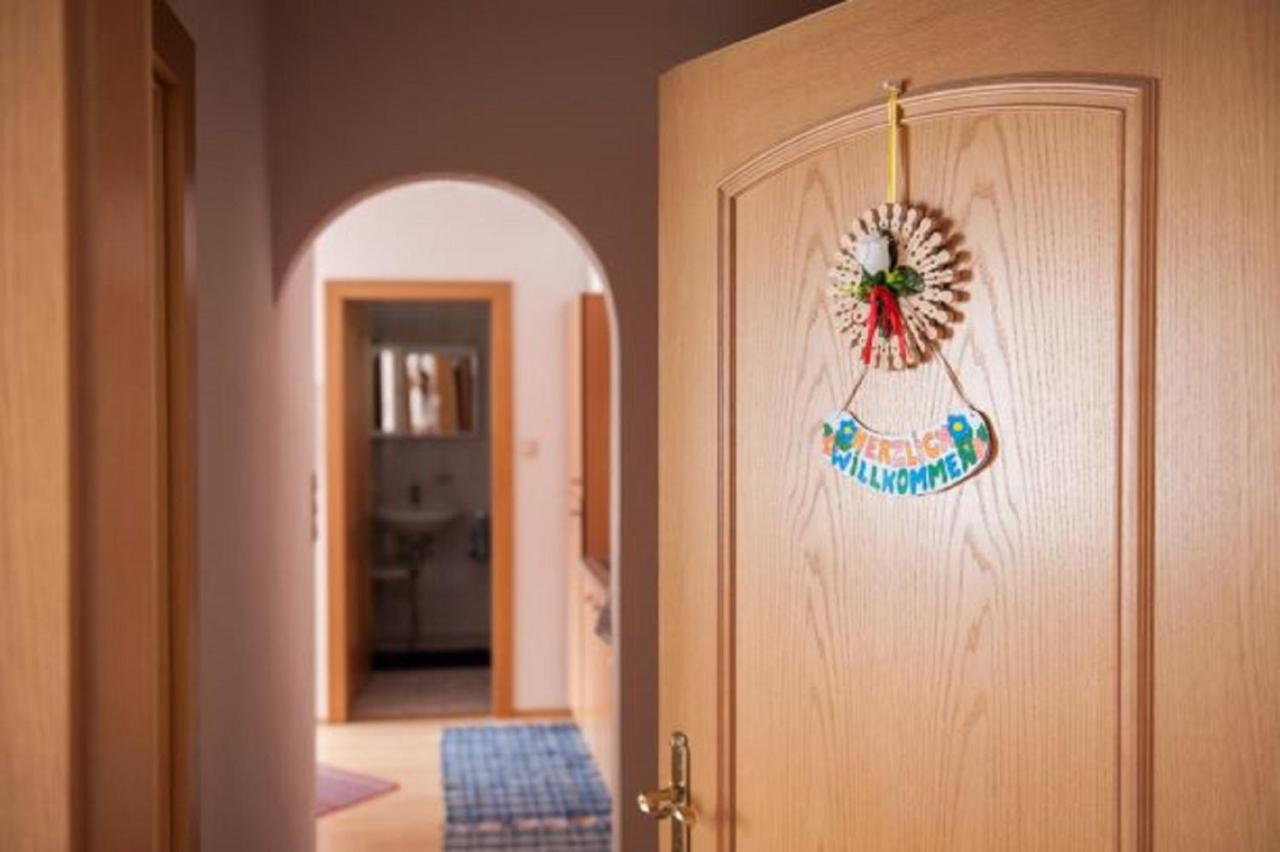 Weingut Piewald Apartman Gut am Steg Kültér fotó